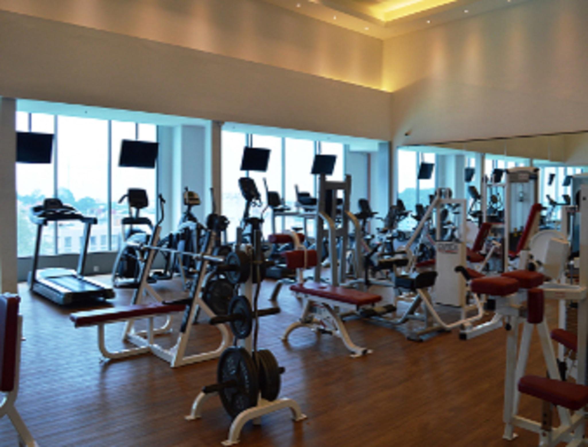 Gurney Bay Hotel, A Parkroyal Partner Hotel George Town Eksteriør billede The gym at the hotel