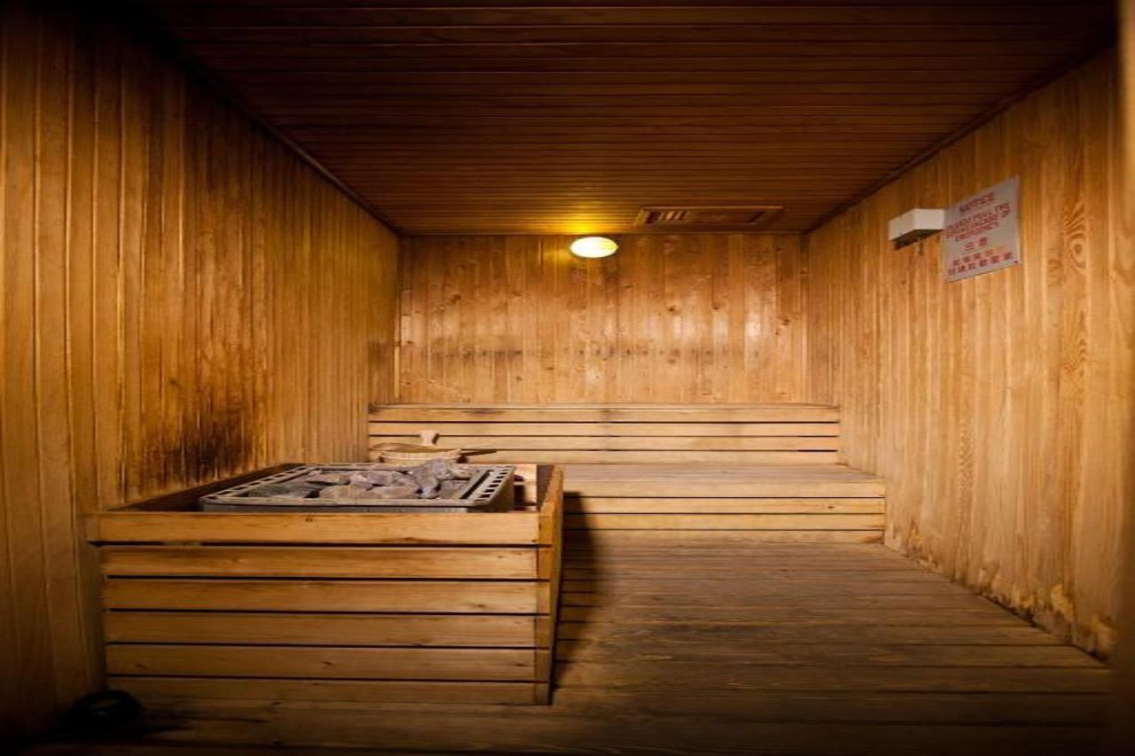 Gurney Bay Hotel, A Parkroyal Partner Hotel George Town Eksteriør billede A Finnish sauna