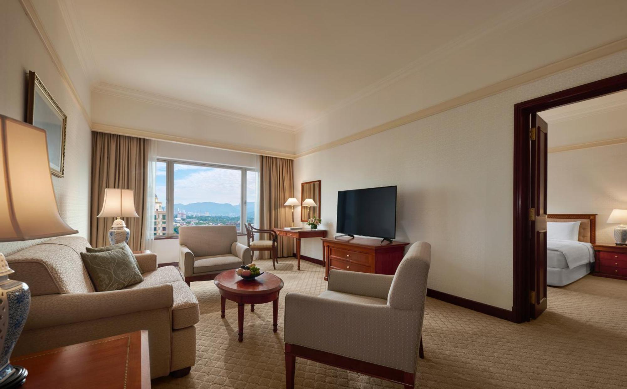 Gurney Bay Hotel, A Parkroyal Partner Hotel George Town Eksteriør billede A suite at the hotel