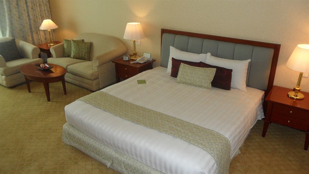 Gurney Bay Hotel, A Parkroyal Partner Hotel George Town Eksteriør billede A room at the hotel